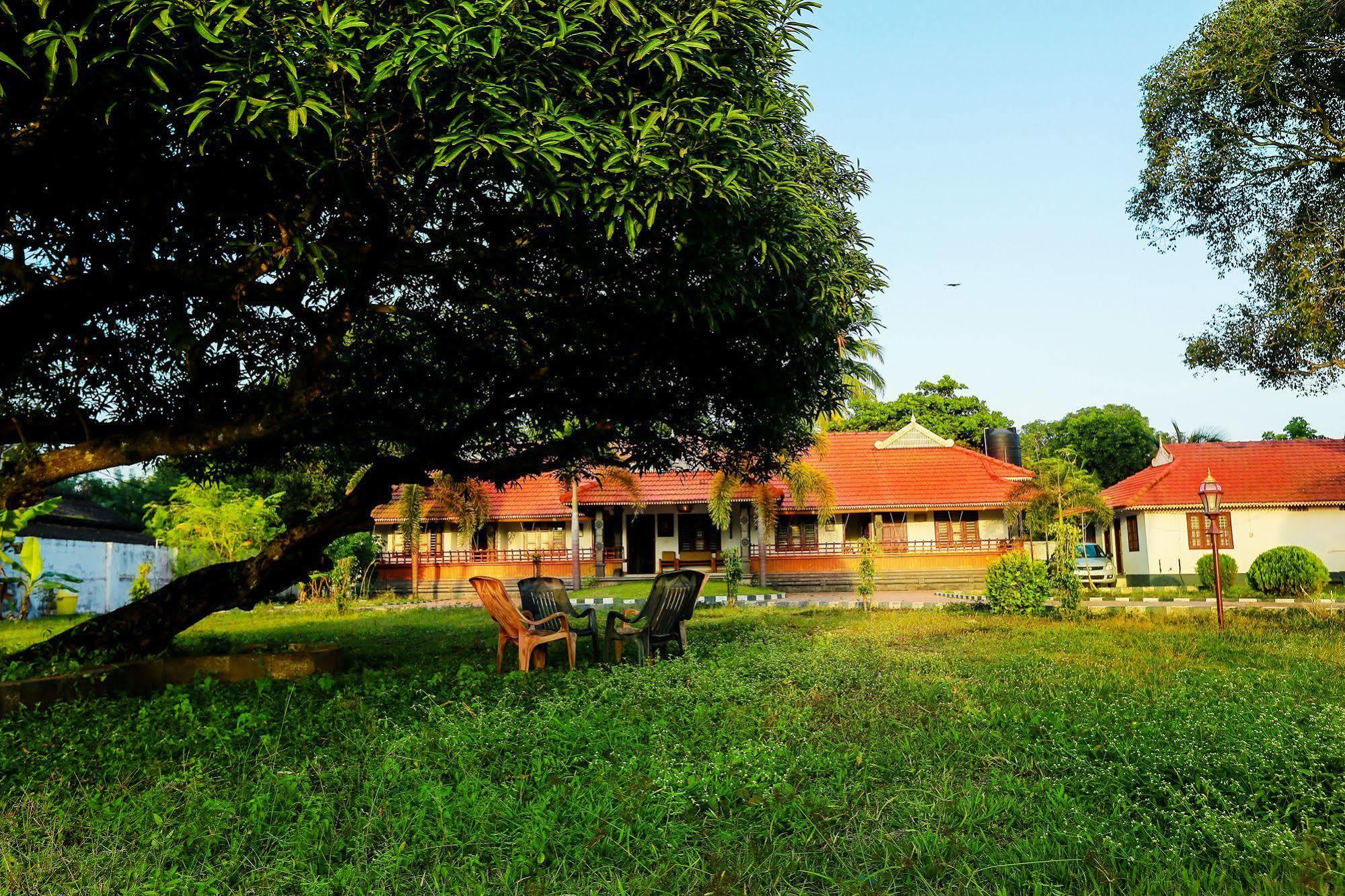 Baywatch Beach Resort Alappuzha Екстериор снимка