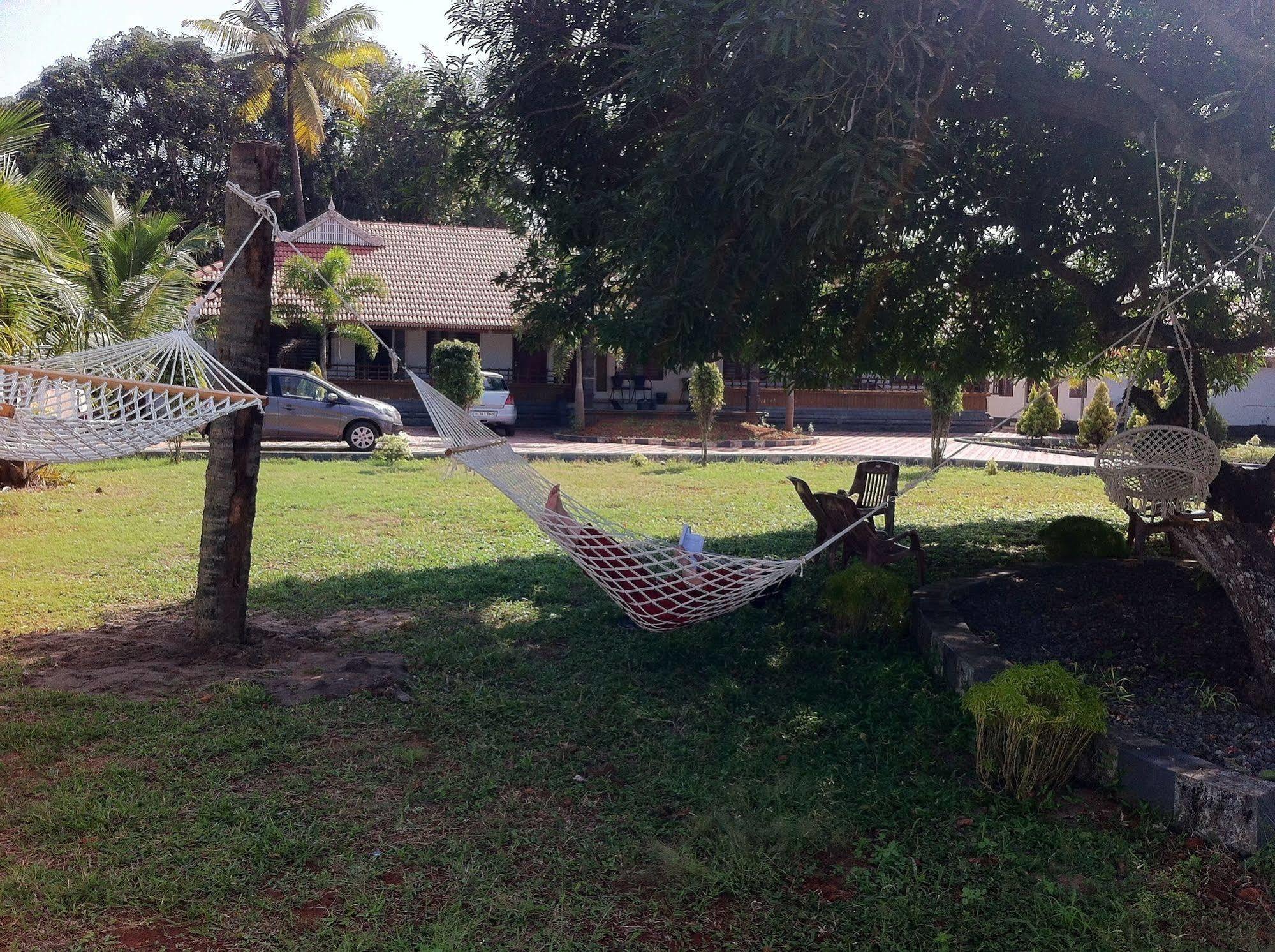 Baywatch Beach Resort Alappuzha Екстериор снимка