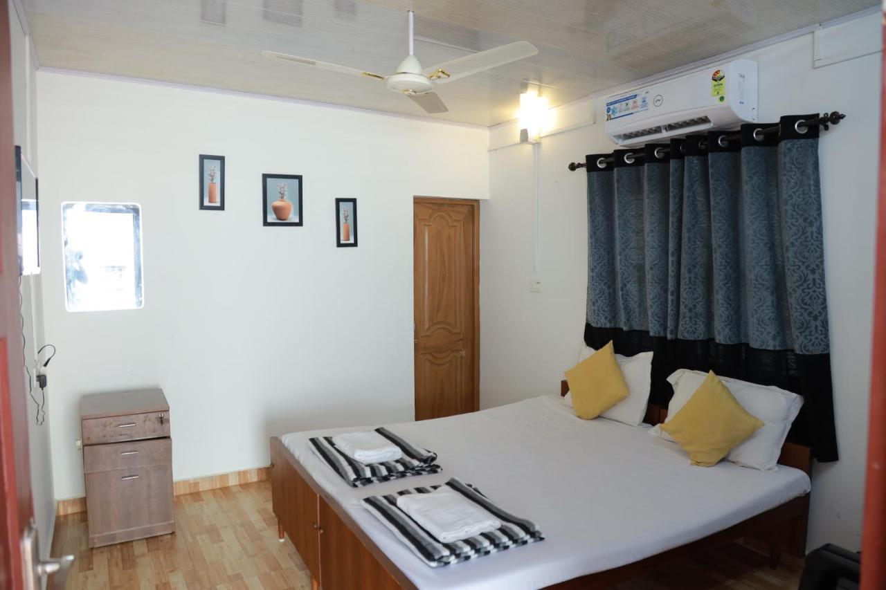 Baywatch Beach Resort Alappuzha Екстериор снимка